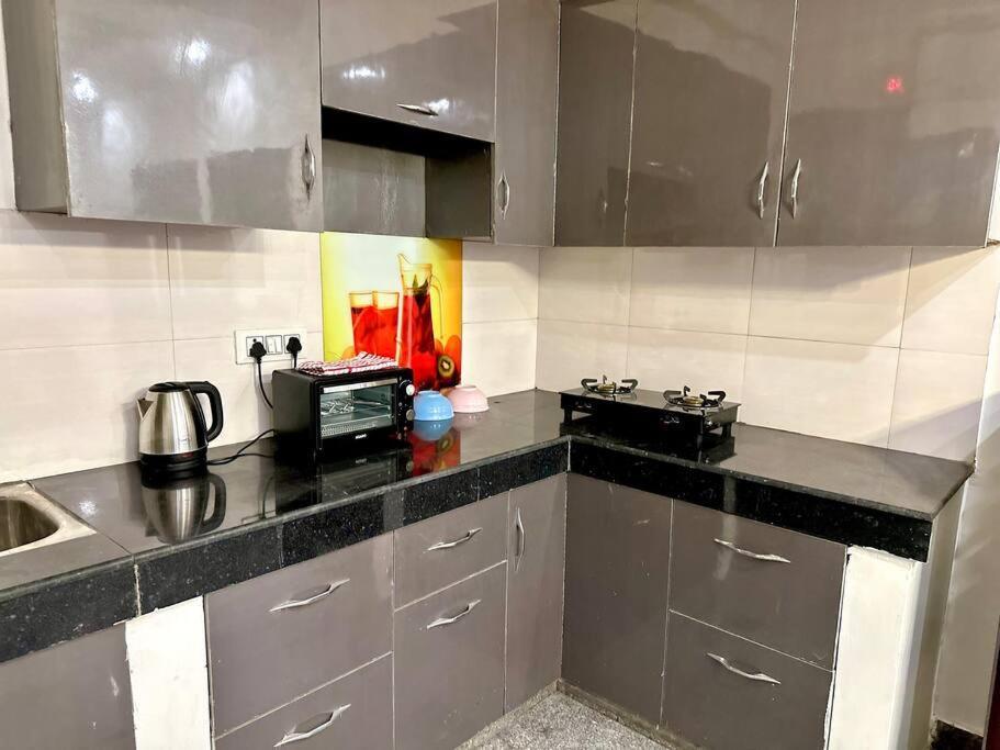 Apartment Nirvana 2bhk Delightful In Delhi