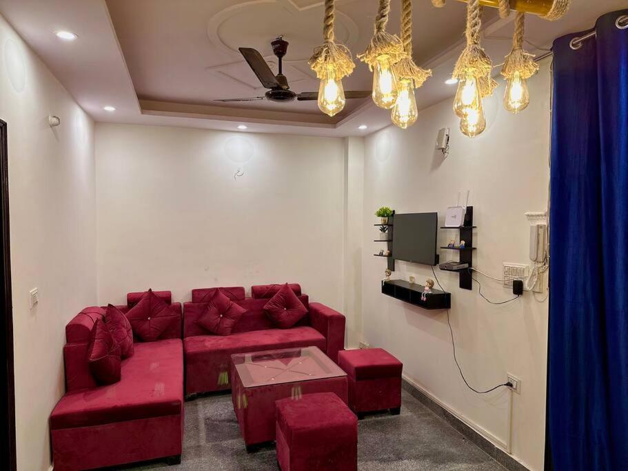 Apartment Nirvana 2bhk Delightful In Delhi